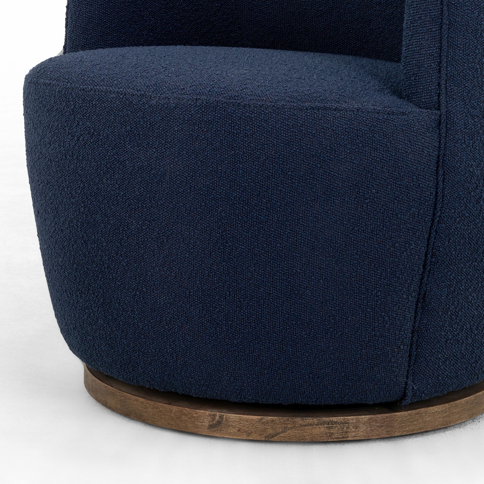 Aurora Swivel Chair - Copenhagen Indigo