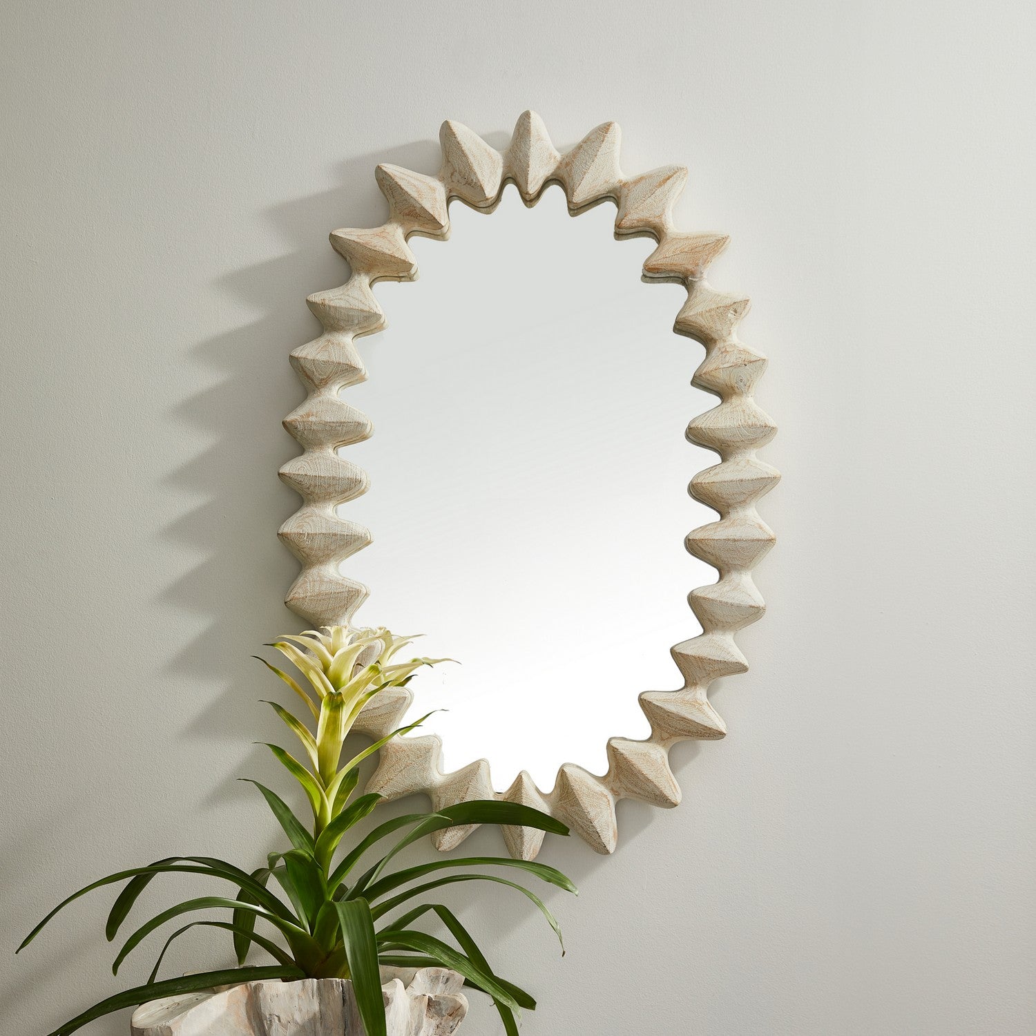 Mirror from the Cicada collection in Sandblasted Whitewash/Plain finish