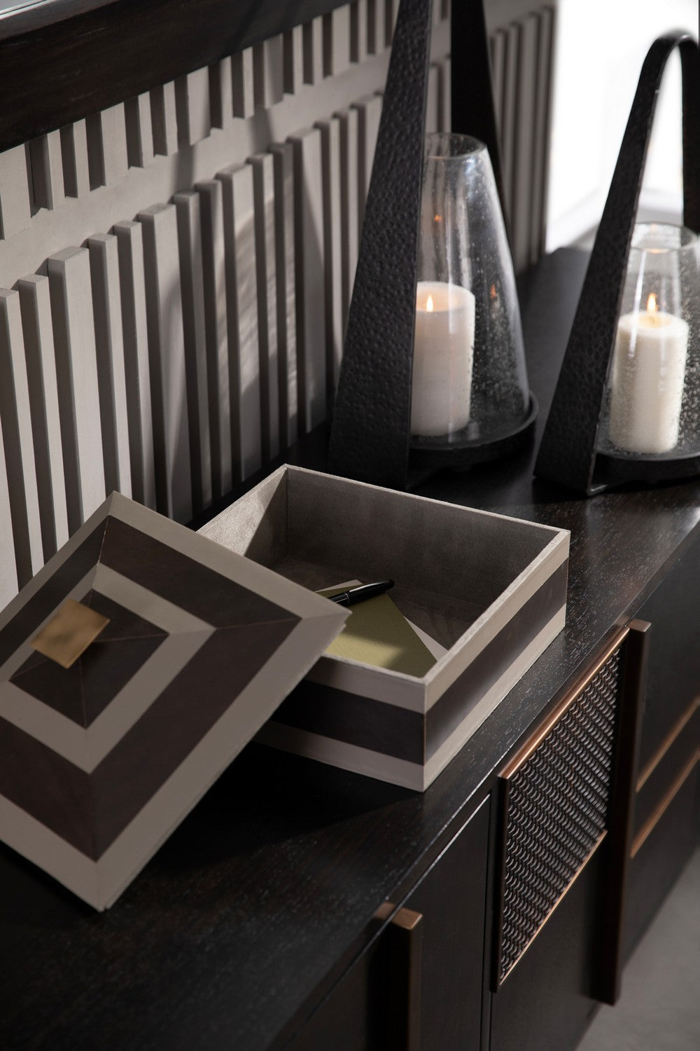 Box from the Cheshire collection in Dove/Graphite/Bronze/Dove finish