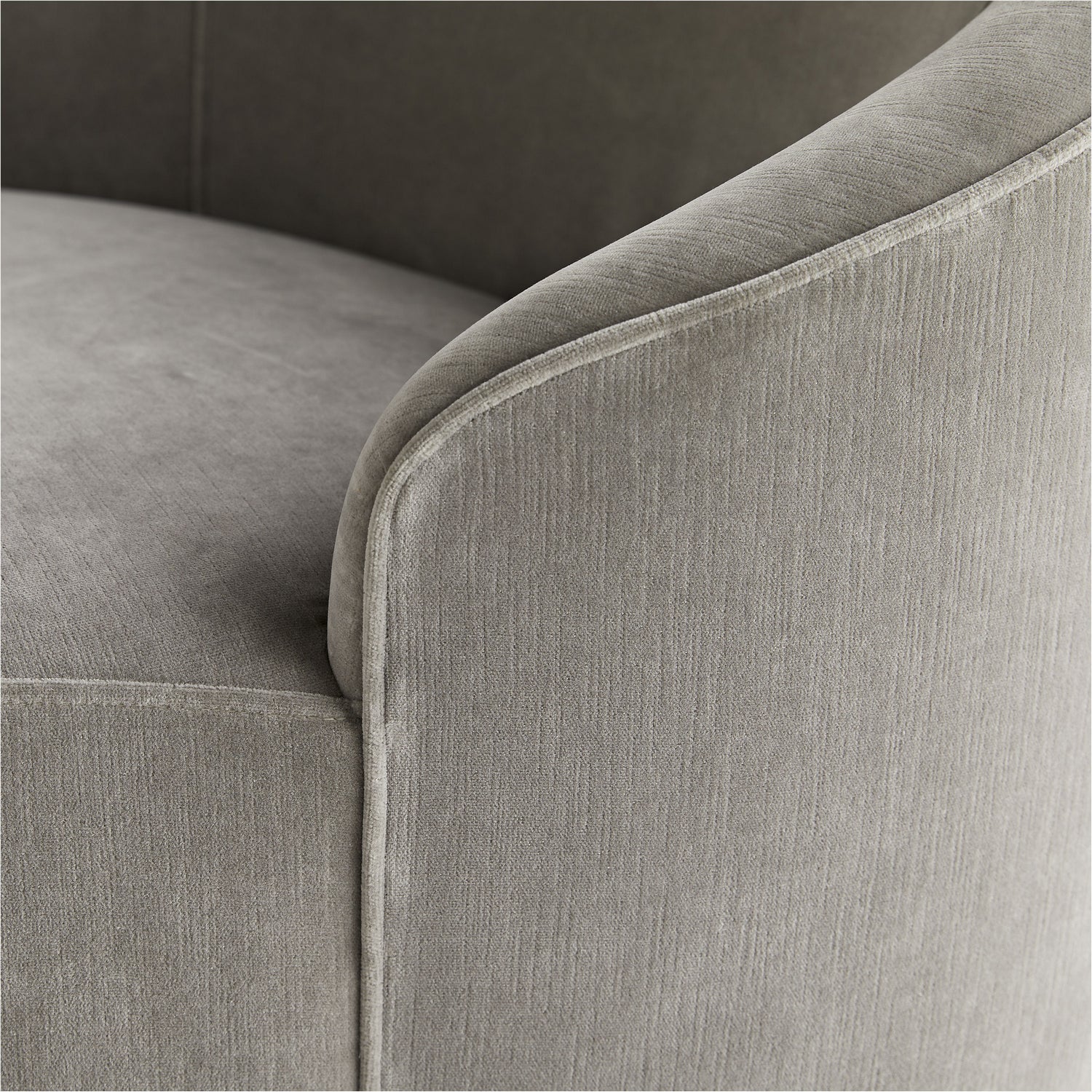 Chaise from the Tuner collection in Sharkskin finish