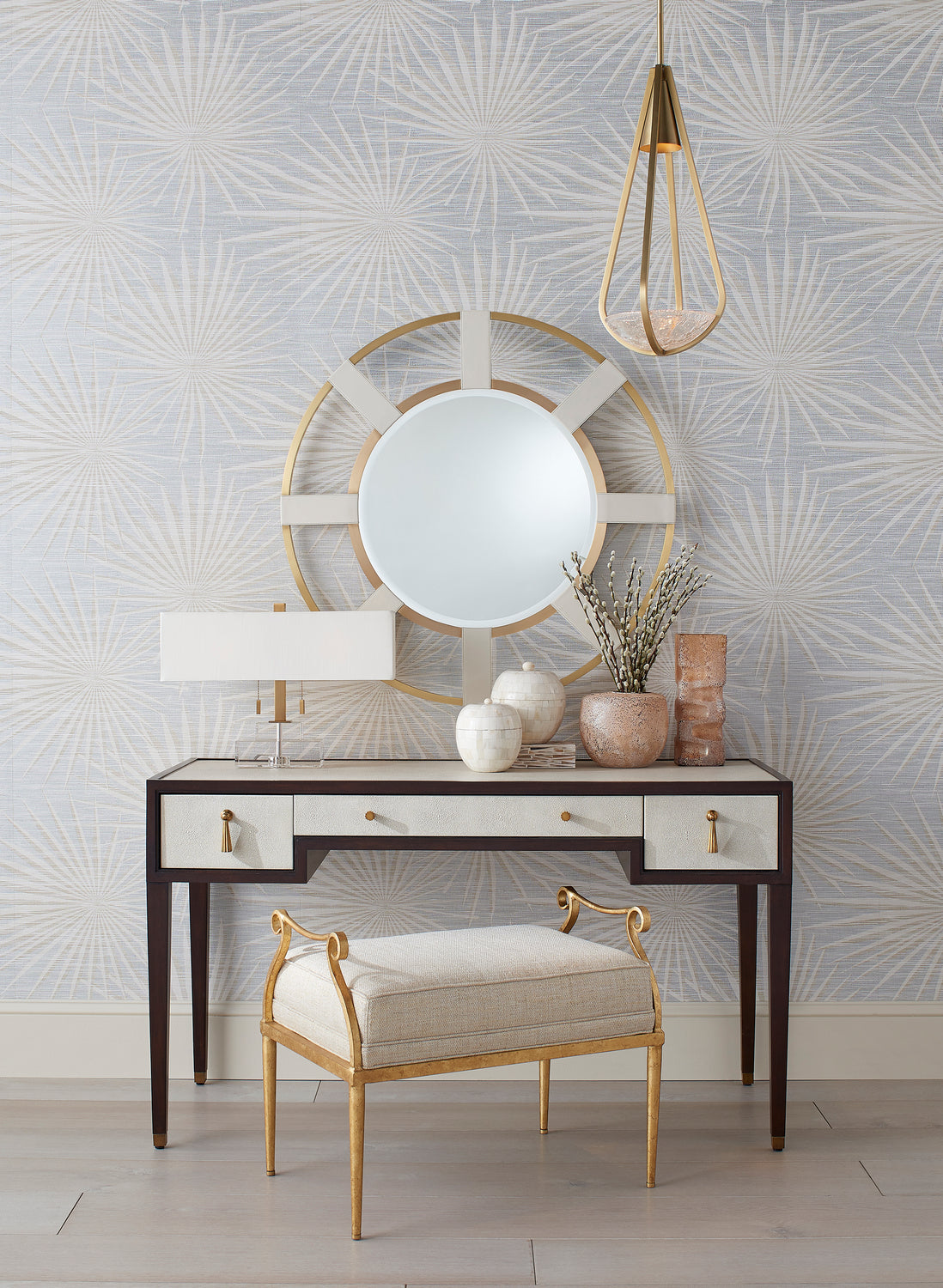 Mirror from the Camille collection in Cream/Brushed Brass/Mirror finish